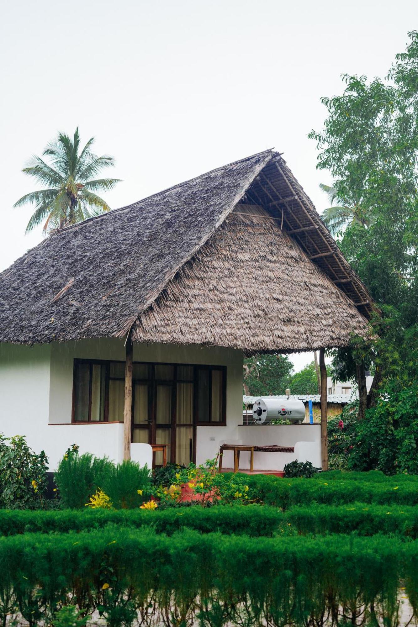 Maisara Mafia Beach Lodge Kilindoni Extérieur photo